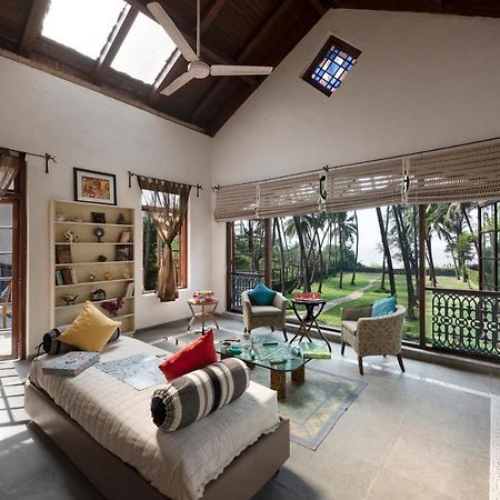 Saffronstays Thalassea, Alibaug - Picturesque Sea-Facing Villa With Colonial Decor Alībāg Dış mekan fotoğraf