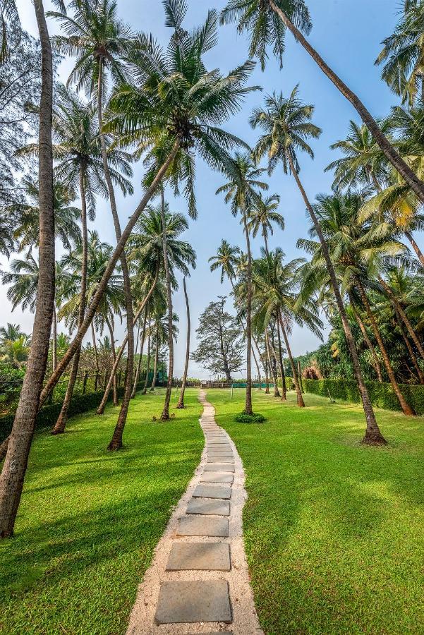 Saffronstays Thalassea, Alibaug - Picturesque Sea-Facing Villa With Colonial Decor Alībāg Dış mekan fotoğraf