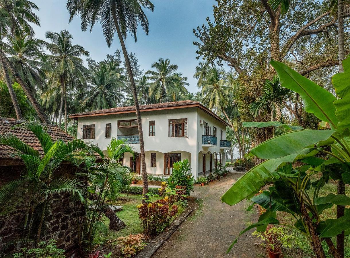 Saffronstays Thalassea, Alibaug - Picturesque Sea-Facing Villa With Colonial Decor Alībāg Dış mekan fotoğraf